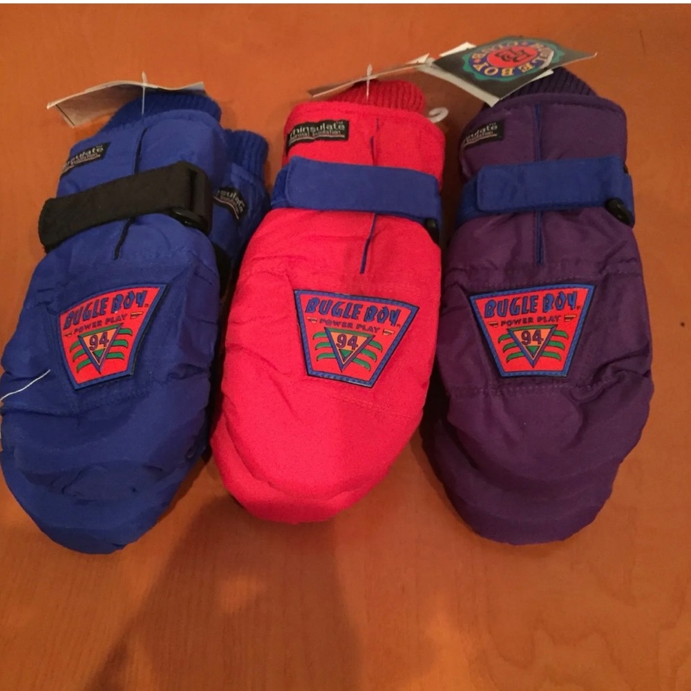 Bugle Boy Red Thermal Insulation Gloves  Boys size 5-7